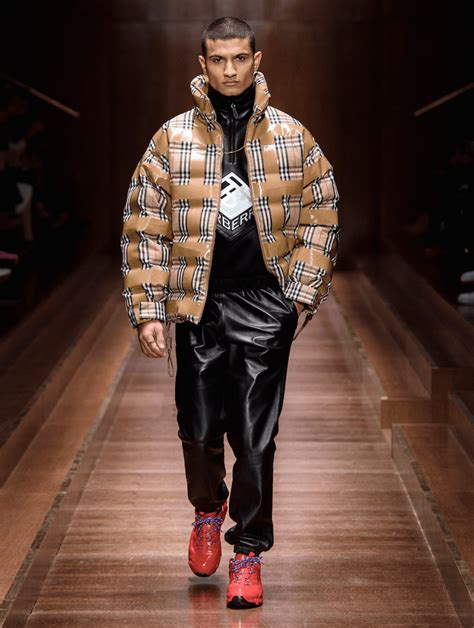 burberry aw19 show|Burberry tempest fashion.